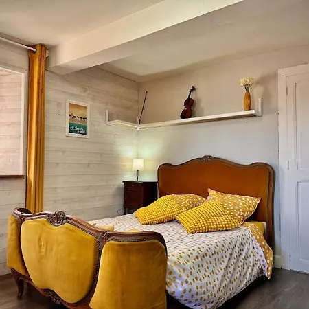 Prázdninový dům Le Du Besson *