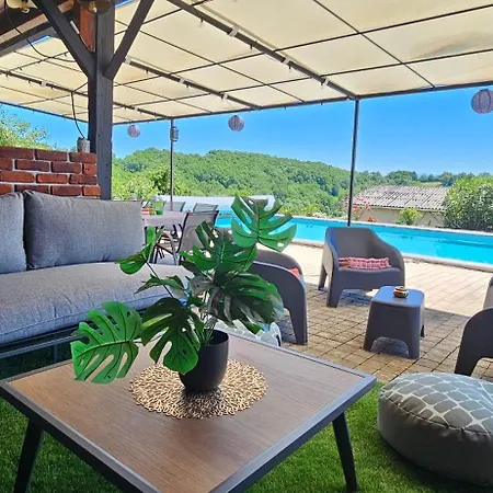 Holiday home Le Du Besson