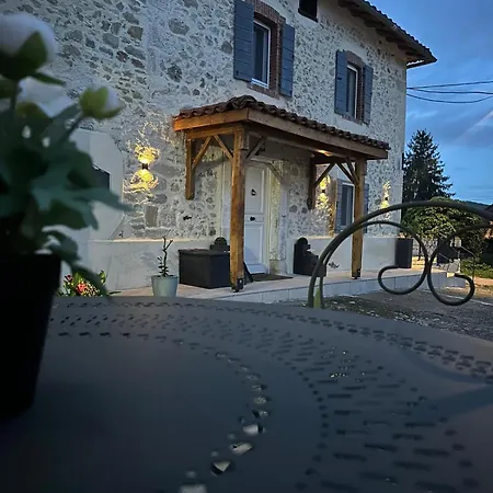 Prázdninový dům Le Du Besson *