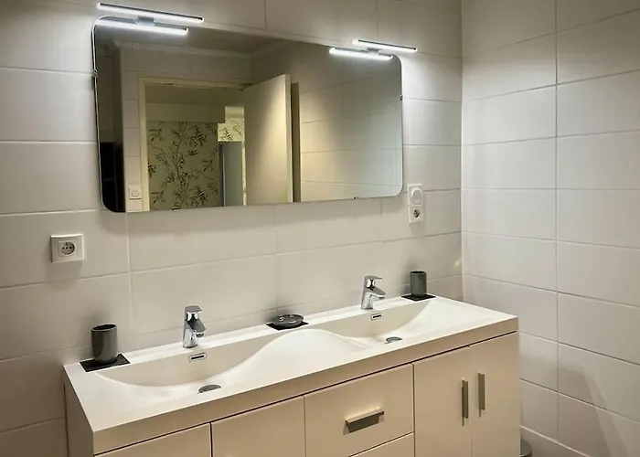 Le Du Besson Hébergement de vacances