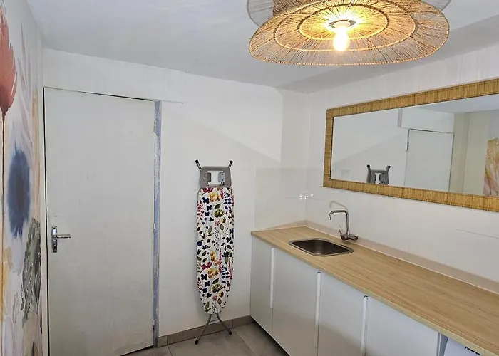 Le Du Besson Hébergement de vacances *