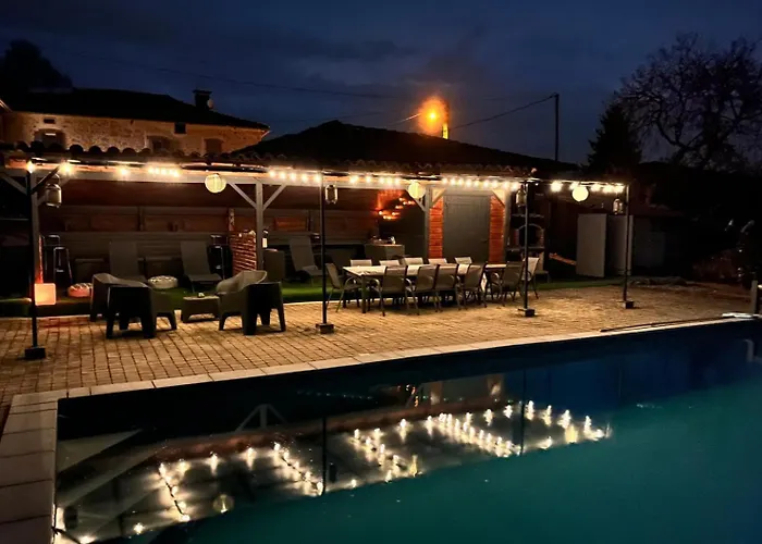 Le Du Besson Hébergement de vacances *